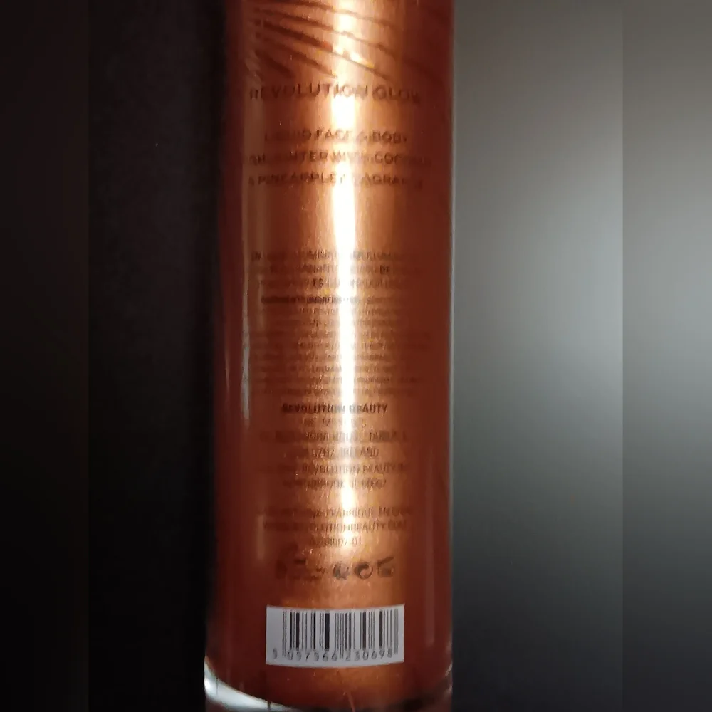 Revolution Glow: Molten Body Glow - Face & Body Liquid Illuminator -